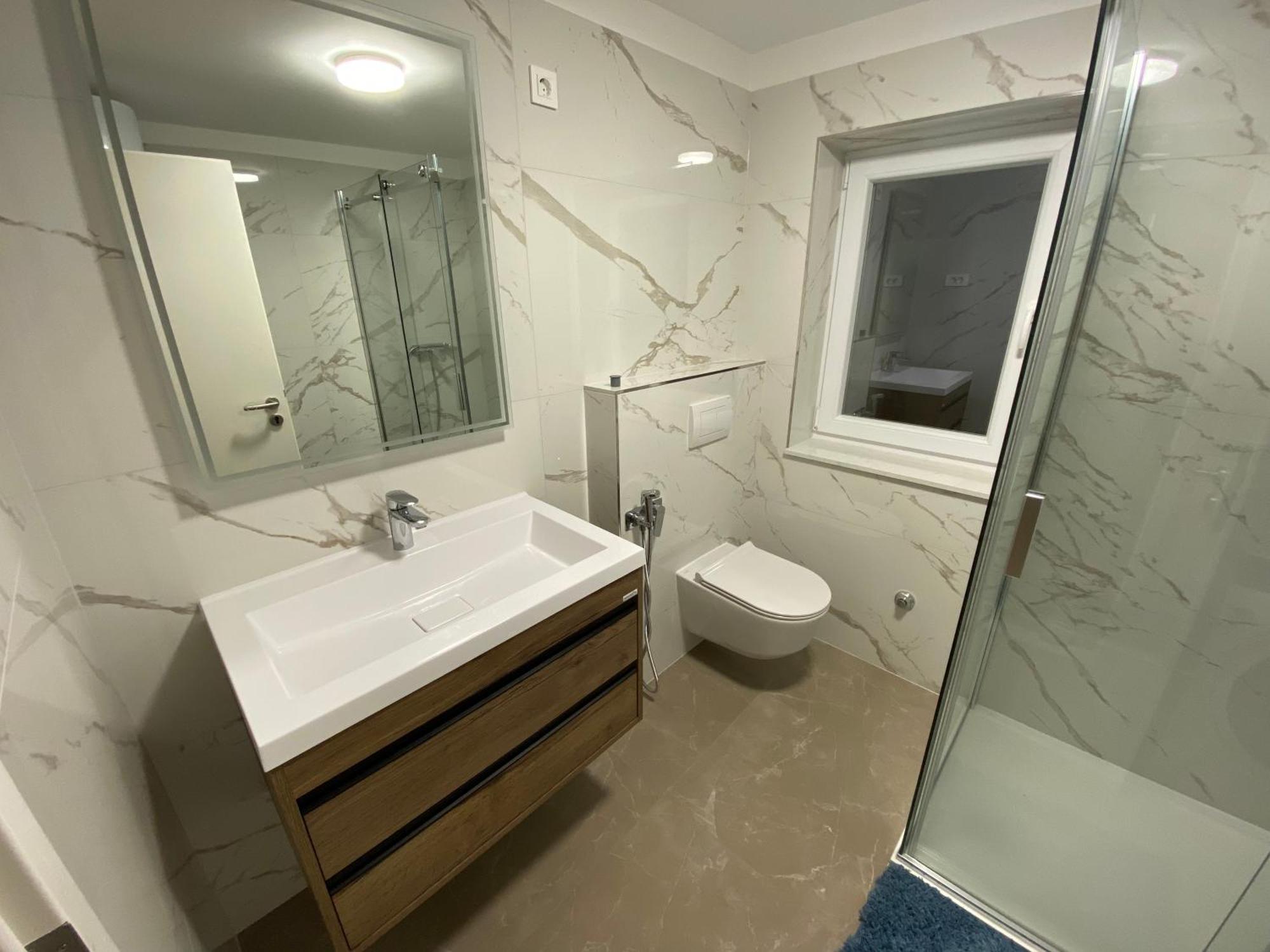 Peaceful Apartment 30 Meters From Sea Задар Екстериор снимка